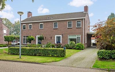 Spoorstraat 12
