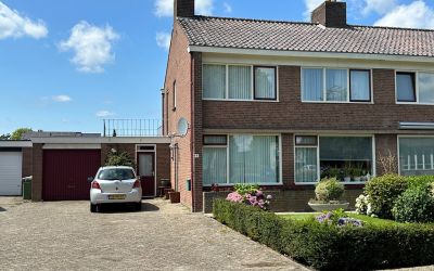 Voeghoutens. 4