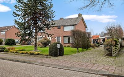 Broekweg 24