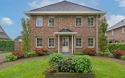 De Huizen 49