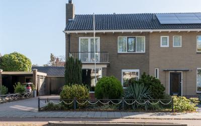 van Limburg. 75
