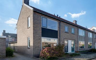 Schultestra. 12