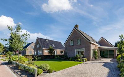 Dorpsstraat 25