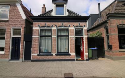 Emmastraat 32