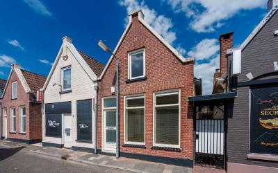 Voorstraat 11