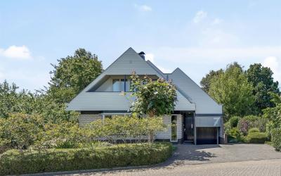 Welpenhof 7