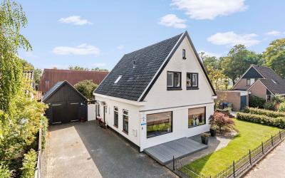 Dorpsstraat 4