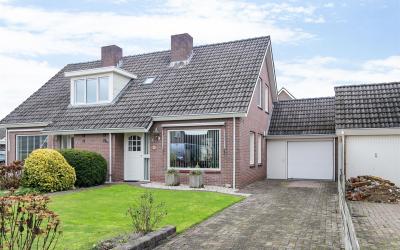 Raadhuislaan 9