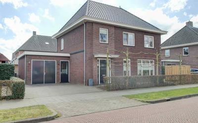 JC van Ande. 4-G