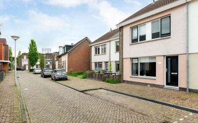 Hoogstraat 130