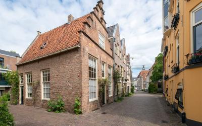Steenstraat 13