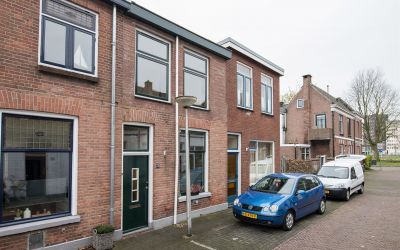Spoorstraat 25