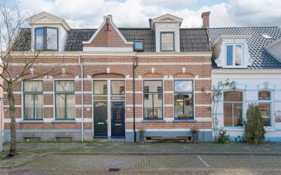 Van der Lae. 117