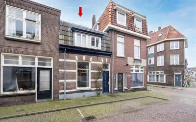 Van der Lae. 46