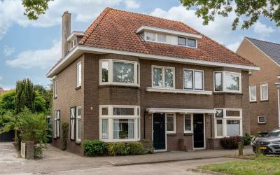 Nieuwe Deve. 82