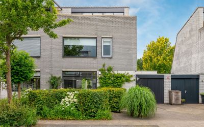 Moeder Lambertastraat 7