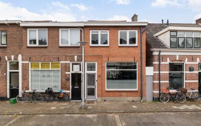 Warmoesstraat 75
