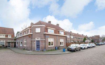 Huygensstraat 28