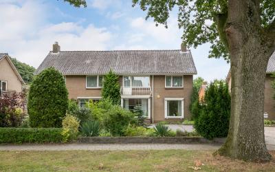 Campherbeek. 89
