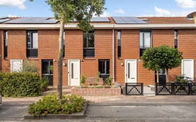 Bronstraat 39