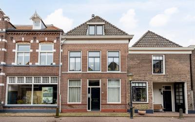 Hoogstraat 18