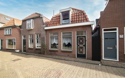 Buitenkwart. 72