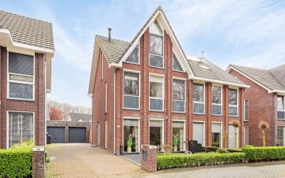 De Buntezoom 12