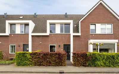 Spoekeboomp. 25