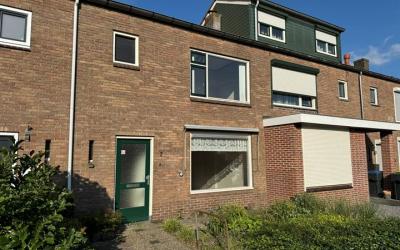 Herbert van. 7