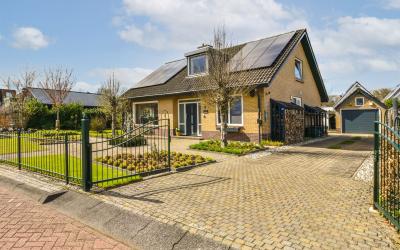 Oude Bovend. 1