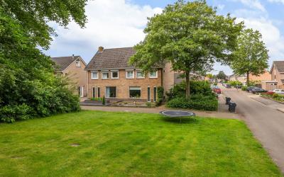 Molenweg 28