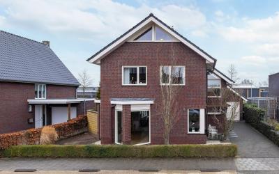 Troelstrahof 17