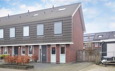 van Houtens. 16