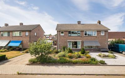 Zwaluwstraat 44
