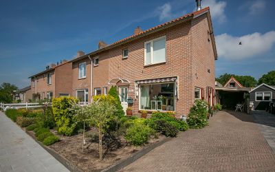van Oldebarneveldweg 16