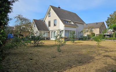 Nieënhof 64