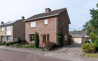 Muntzstraat 13