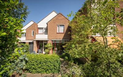 Troelstrast. 3