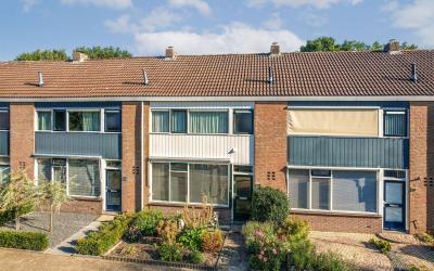 Zwaluwstraat 12