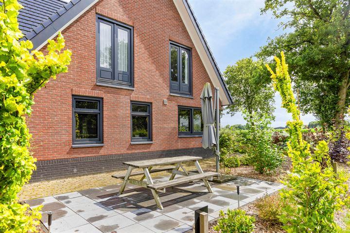Vrijstaande woning te koop: Koerbergseweg 2, Heerde