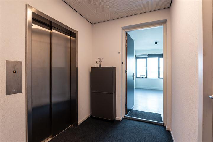 Appartement te koop: Zilverparkkade 53, Lelystad
