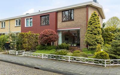 De Oost 33