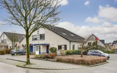 De Morgen 77