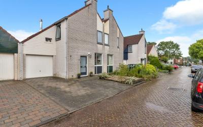 Bazaltstraat 6