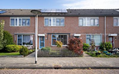 Koolzaadhof 79