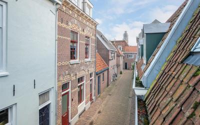 Buiten Hofs. 13