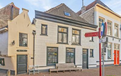 Burgwal 97