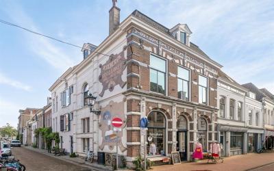 Boven Nieuw. 24-C