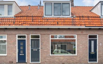 Prins Bernhardstraat 16