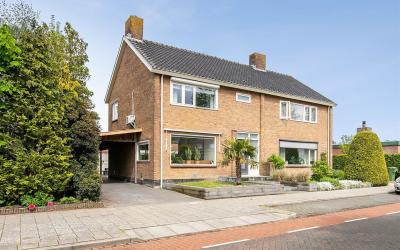 Nijverheids. 10-A